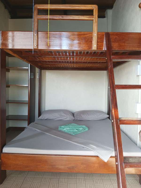 4 Bedroom Beachhouse with Pool photo