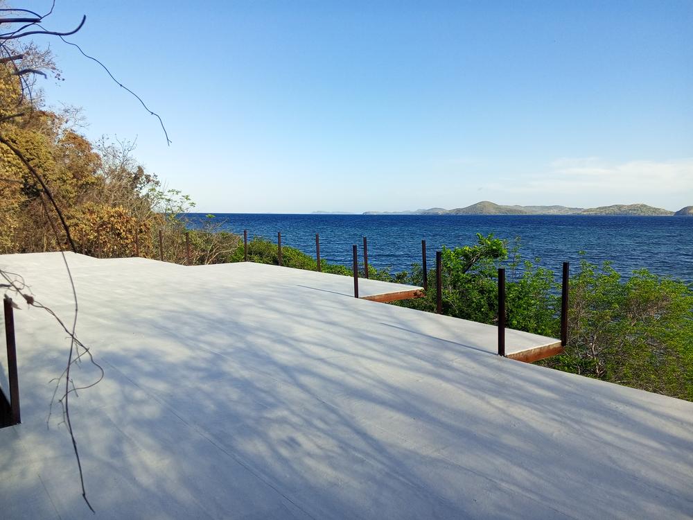 4 Bedroom Beachhouse with Pool photo