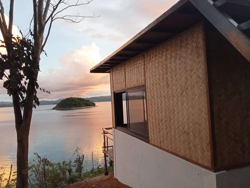 Seaview Bungalow photo